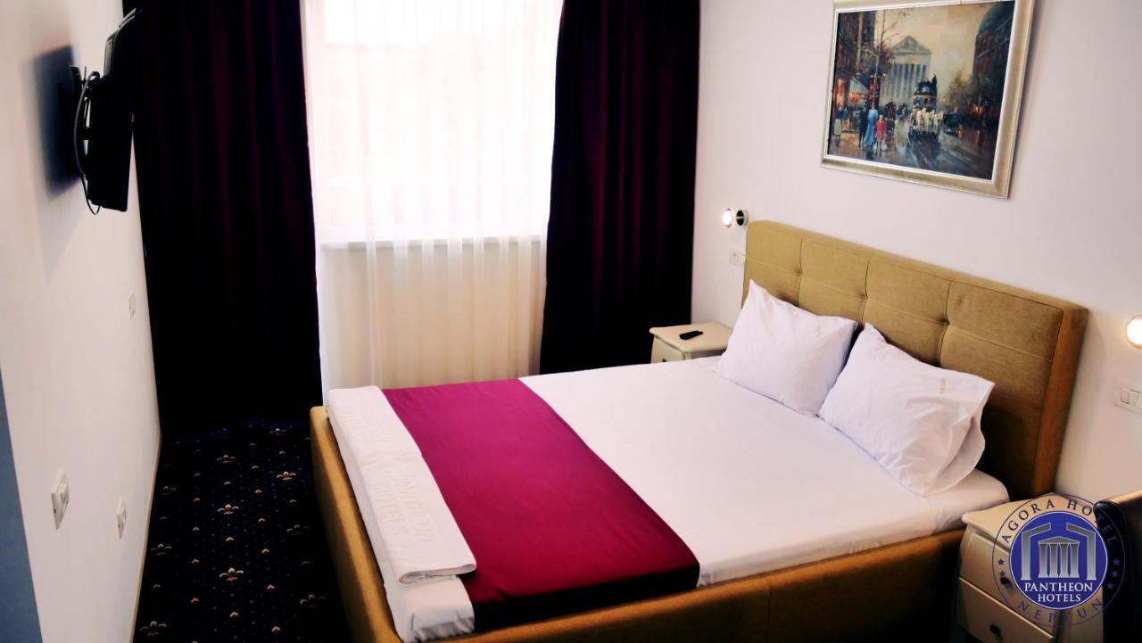 Hotel Agora Neptun Extérieur photo