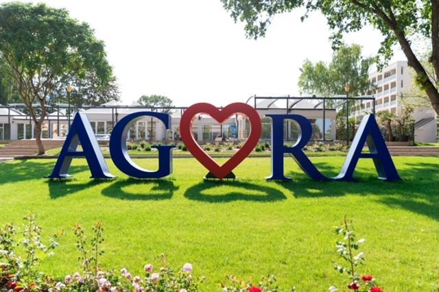 Hotel Agora Neptun Extérieur photo