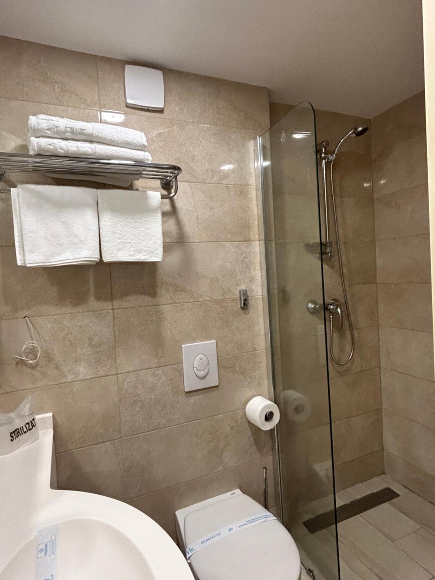 Hotel Agora Neptun Extérieur photo